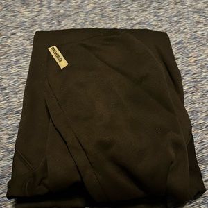 Black Essentials hoodie( fear of god)